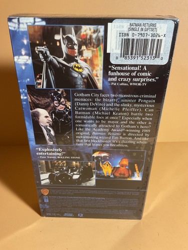 Batman Returns (VHS, 1992) Factory Sealed Tape - New Uncirculated WHV MINT - Picture 3 of 23