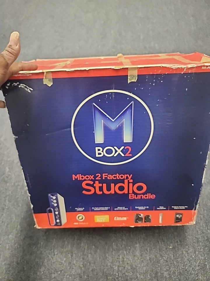 Pacote de estúdio de fábrica Mbox 2 - Imagem 3 de 4