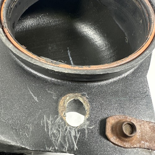 1995-1998 Silverado 5.7L Vortec Air Intake Resonator Box Sierra Suburban OEM - Picture 10 of 16