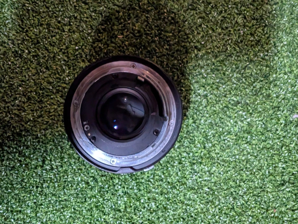 Lente MF Prime manual Clean Konica Hexanon AR 40 mm f1,8 Pancake Foto 2 de 4