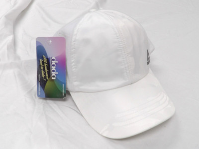 NWT REEBOK DADA WHITE SAMPLE MESH STRAPBACK HAT SIZE ONE SIZE FITS ALL