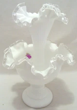 Fenton Silvercrest Ruffled Crimped Single Horn Epergne 10 Inches