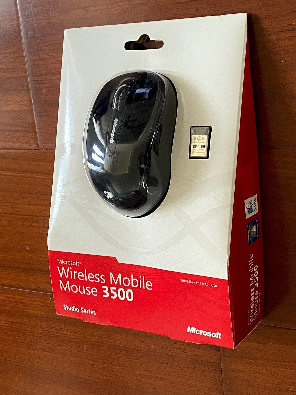 Mouse inalámbrico Microsoft Wireless Mobile Mouse 3500 Studio Series Negro GMF-00030 BlueTrack (NUEVO)