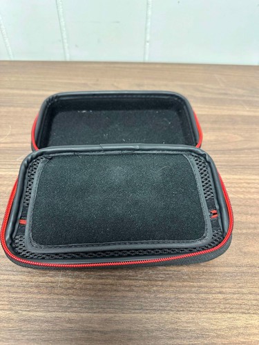 Black With Red Trim Foam Carrying Case Holds 8 Game Cartridges For 3DS XL 0E - Picture 2 of 4
