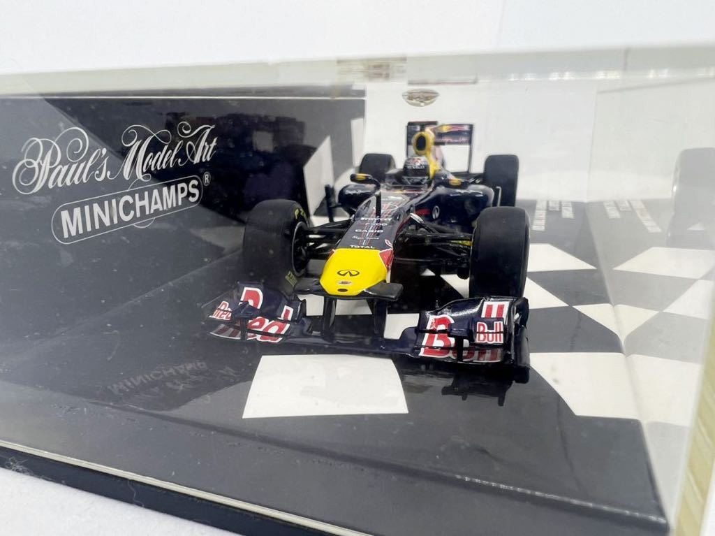 1/43 Mini Champs Red Bull Racing Showcar 2011 S.Vettel