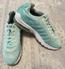 Nike Air Max Invigor Girls Mint Green White Size 5Y Sneakers Shoes AH5261-300 BS