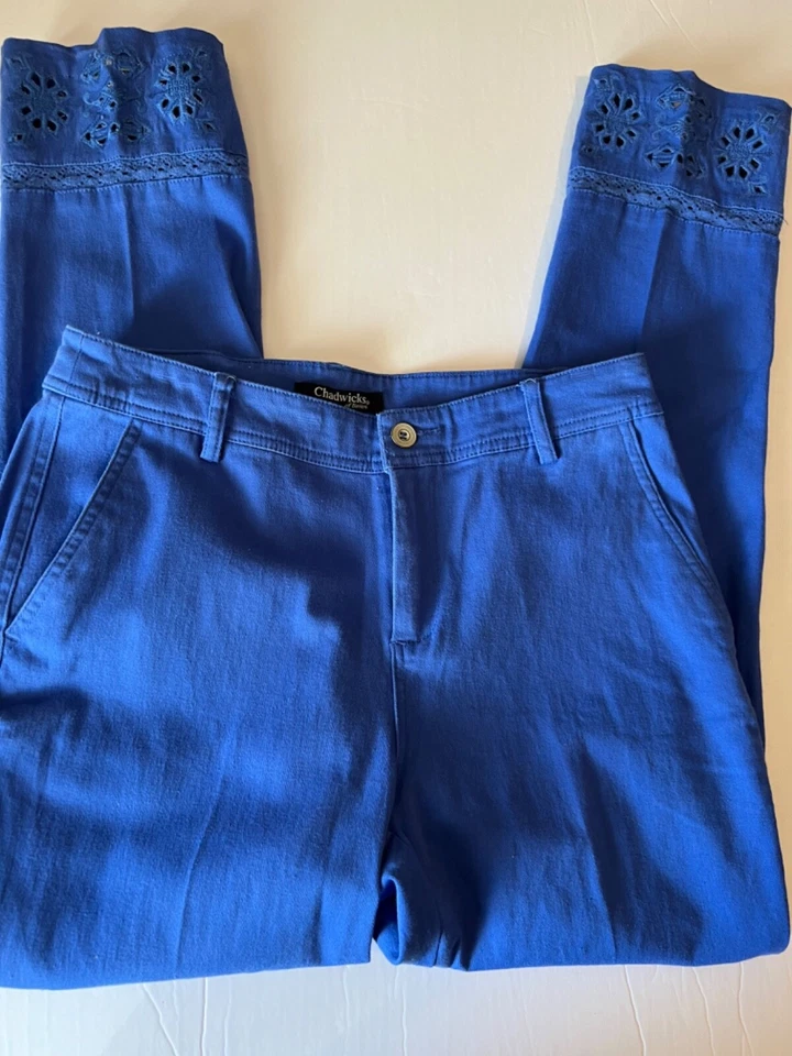 CHADWIVK Women’s Size 4 JeanS Pants Cut Out Laser Cuts at Hem Blue - Image 4 of 4