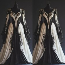Gothic Black White Wedding Dresses V-Neck Long Sleeves Lace Applique Bridal Gown