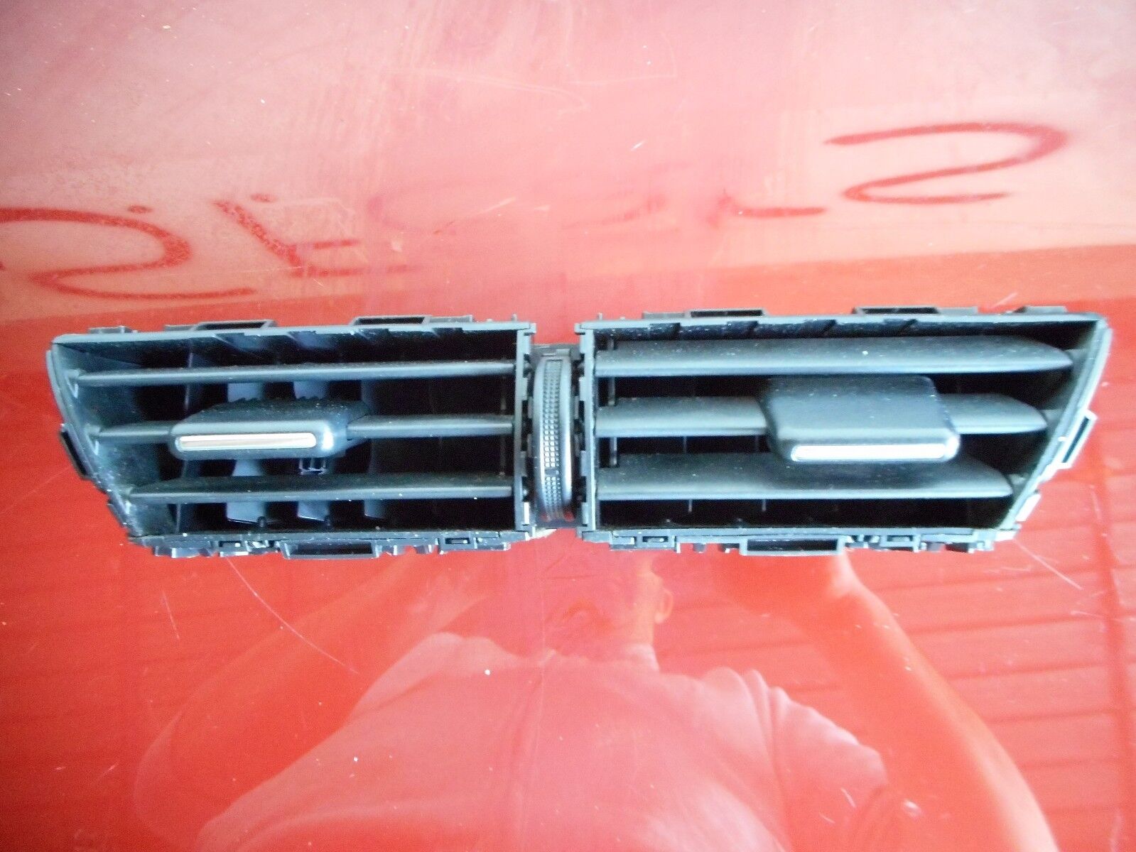 Foto 1 di 2