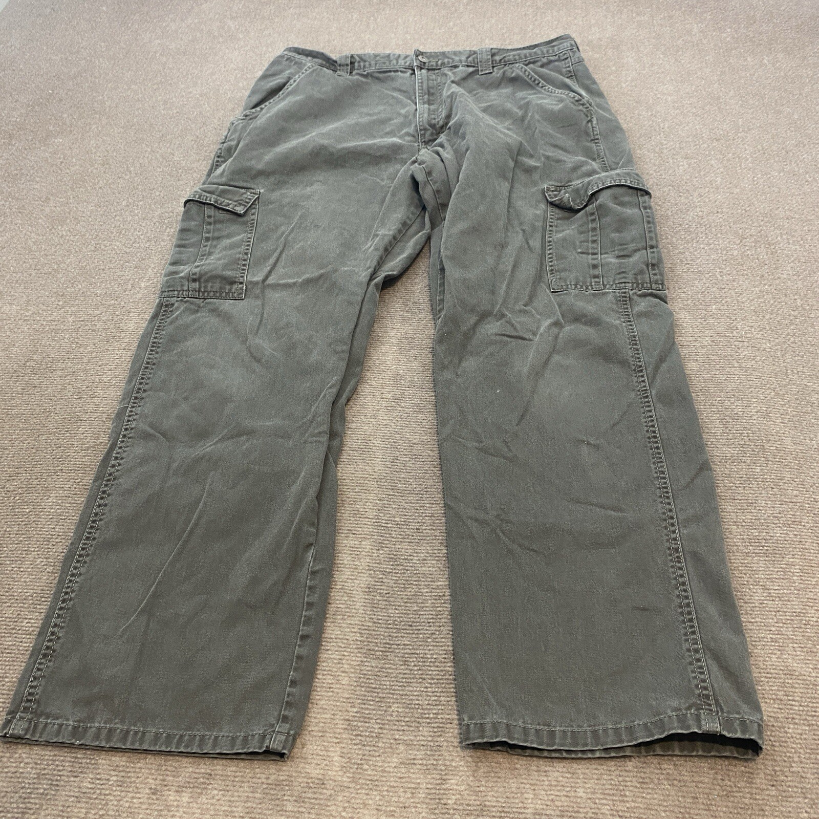 Wrangler Authentic Cargo Pants Mens 36 Fits 35x30 Gray ZM6LGOD Workwear Grunge