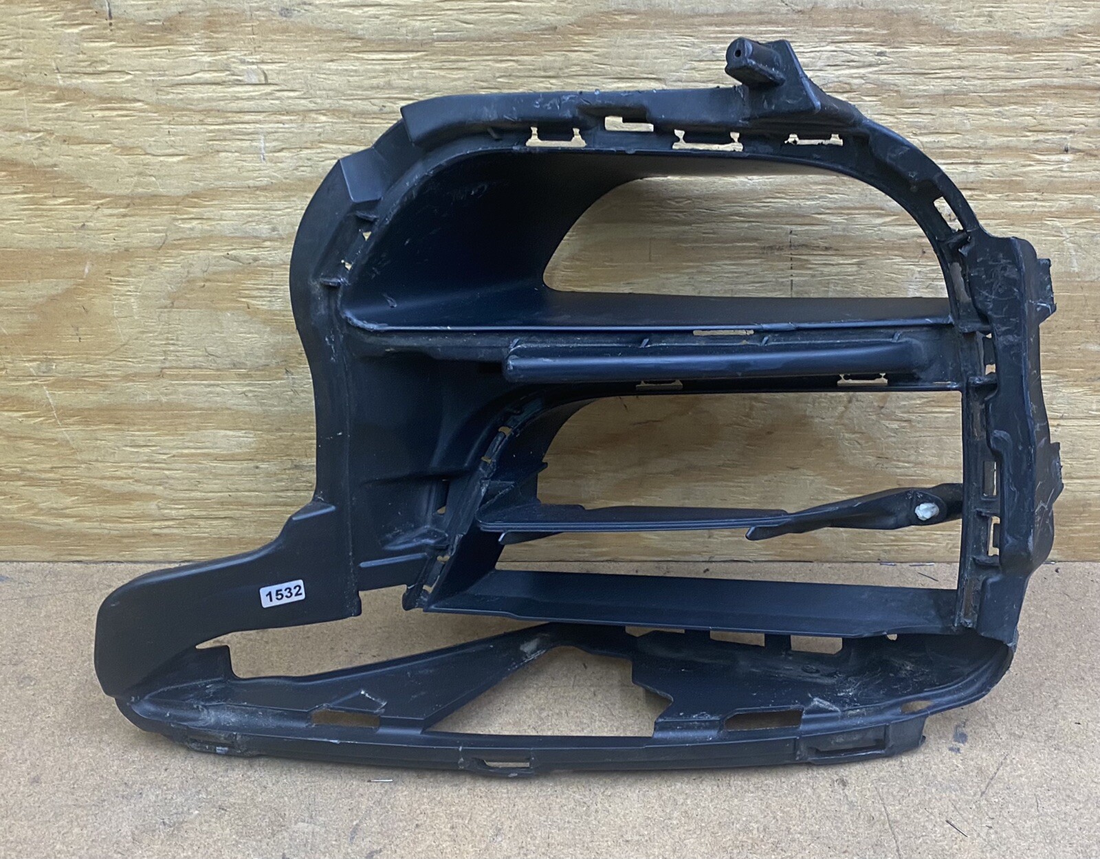 2015 - 2019 Porsche Macan GTS 95B Front Bumper Cover Grille Right  