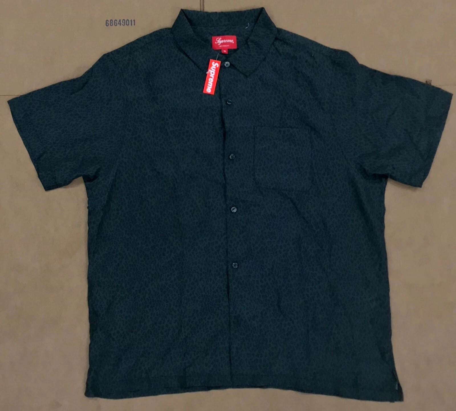 CHEMISE BOUTONNÉE SS22 SUPREME LEOPARD SOIE S/S SS CHARBON TAILLE XL