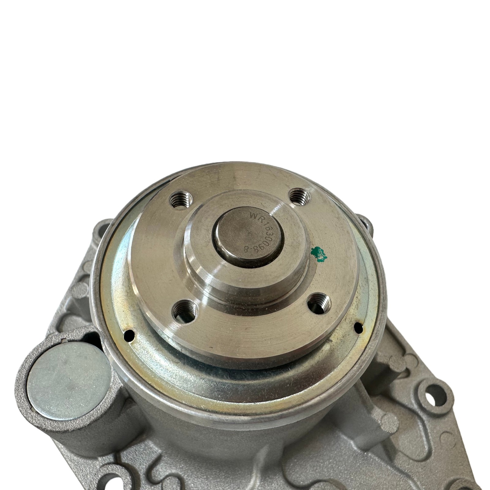 For Bentley Bentayga 07P121008C 07P121008B Coolant Pump With Vacuum