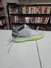 Size 17 - Nike /RIGHT SHOE ONLY - Ja 1 Silver...