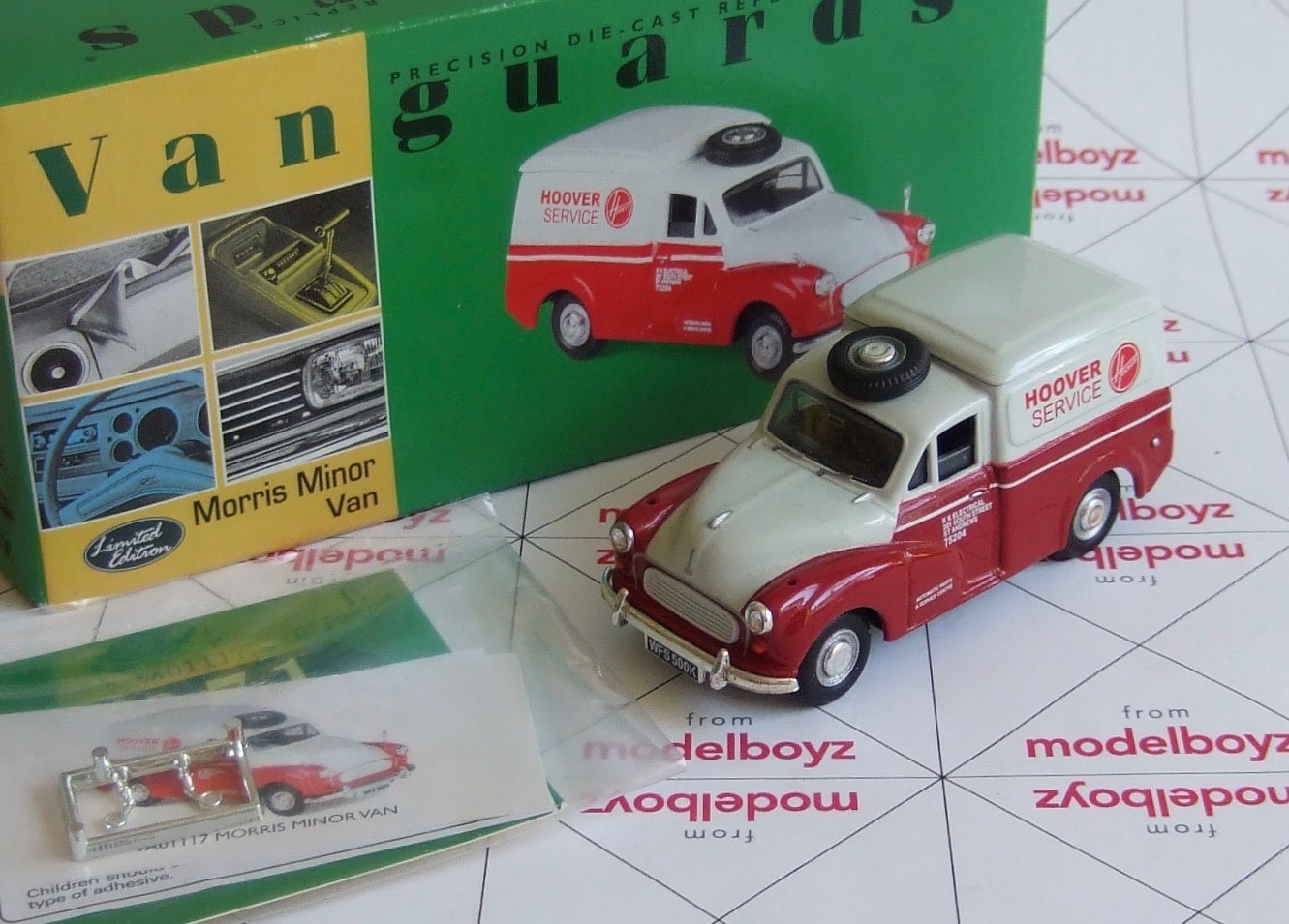 CORGI/VANGUARDS. MORRIS MINOR VAN, HOOVER , VA01117