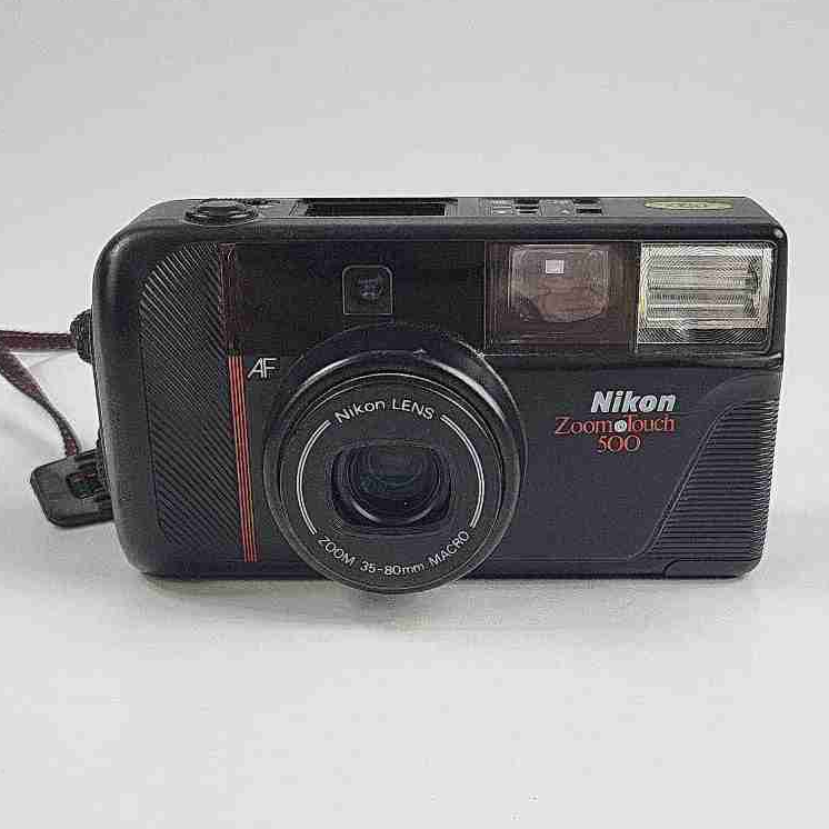 Nikon Zoom Touch 500 35mm Film Camera 35-80mm Macro Lens Point