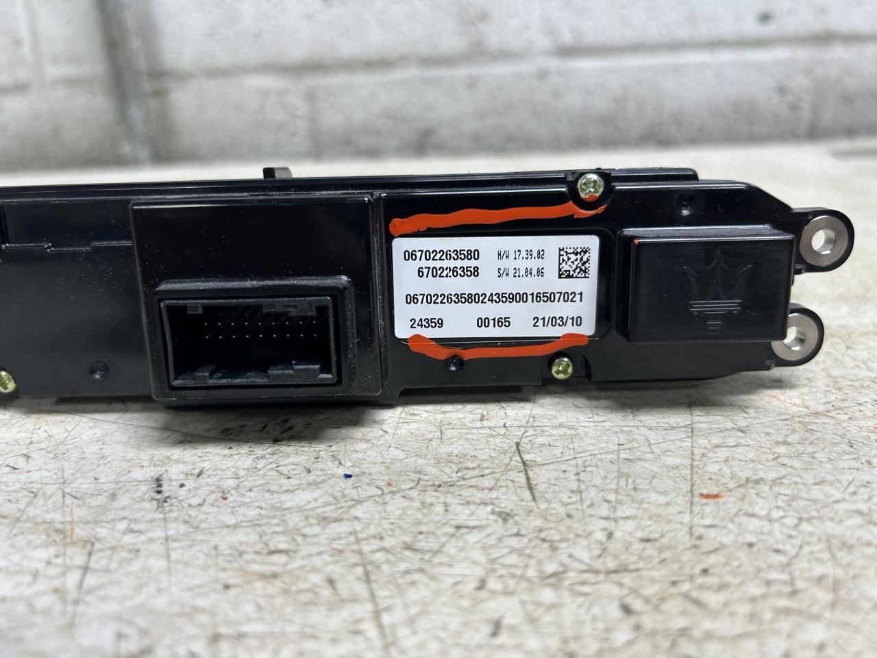 2022 MASERATI LEVANTE Front Dual Zone Automatic Temperature Controller OEM 