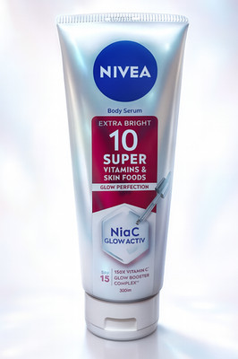 Nivea Extra Bright 10 Super Vitamins and Skin Foods Serum in Lotion SPF15 300ml