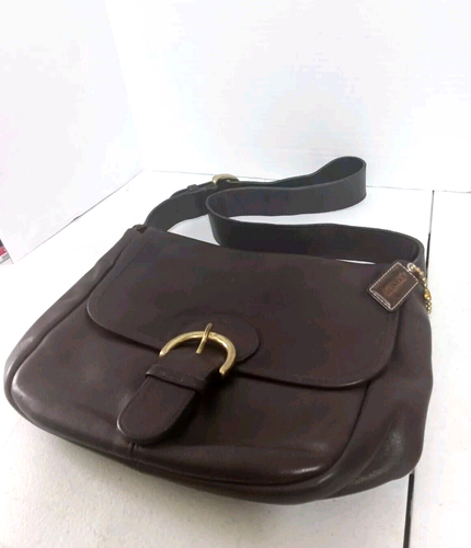 Borsa a tracolla Coach vintage in pelle marrone E7D 4164 - Foto 2 di 15
