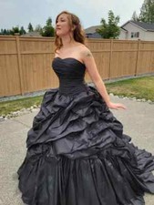 Vintage Gothic Black Wedding Dress Strapless Tiered Ruched Victorian Bridal Gown