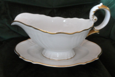 ROSENTHAL Parzival Goldrand SAUCIERE Höhe ca. 14cm länge ca. 22,5cm
