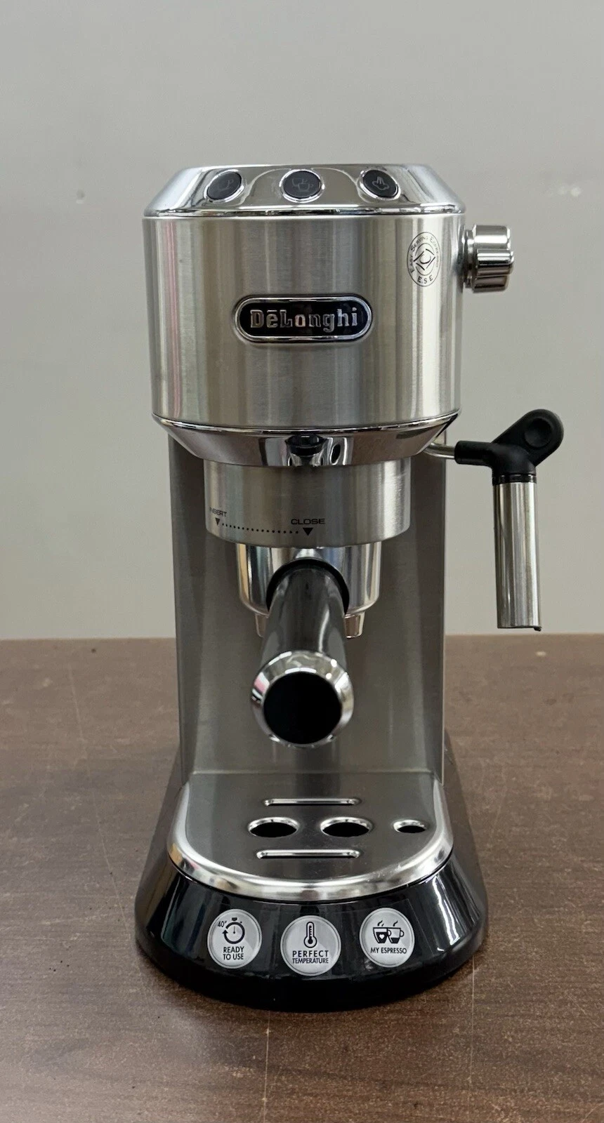 De'Longhi DEDICA Espresso Machine with 15 Bars of pressure Stainless Steel EC680