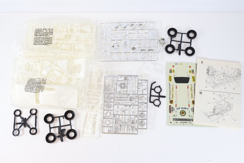 Revell 7500 1:25 Scale Hot Rod tomorrow McEwen Dragsters Plastic Model ...