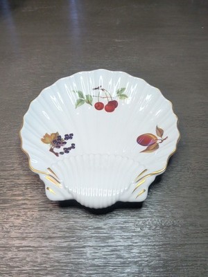Royal Worcester EVESHAM GOLD Shell Shaped Dish England Fruits Cherries Peach