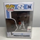 Funko Pop! - NBA - Michael Jordan - UNC - 74 - Pop Protector