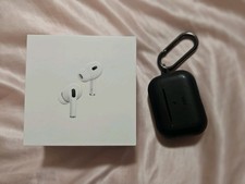 Apple AirPods Pro 2nd Generation With Case And Eartips