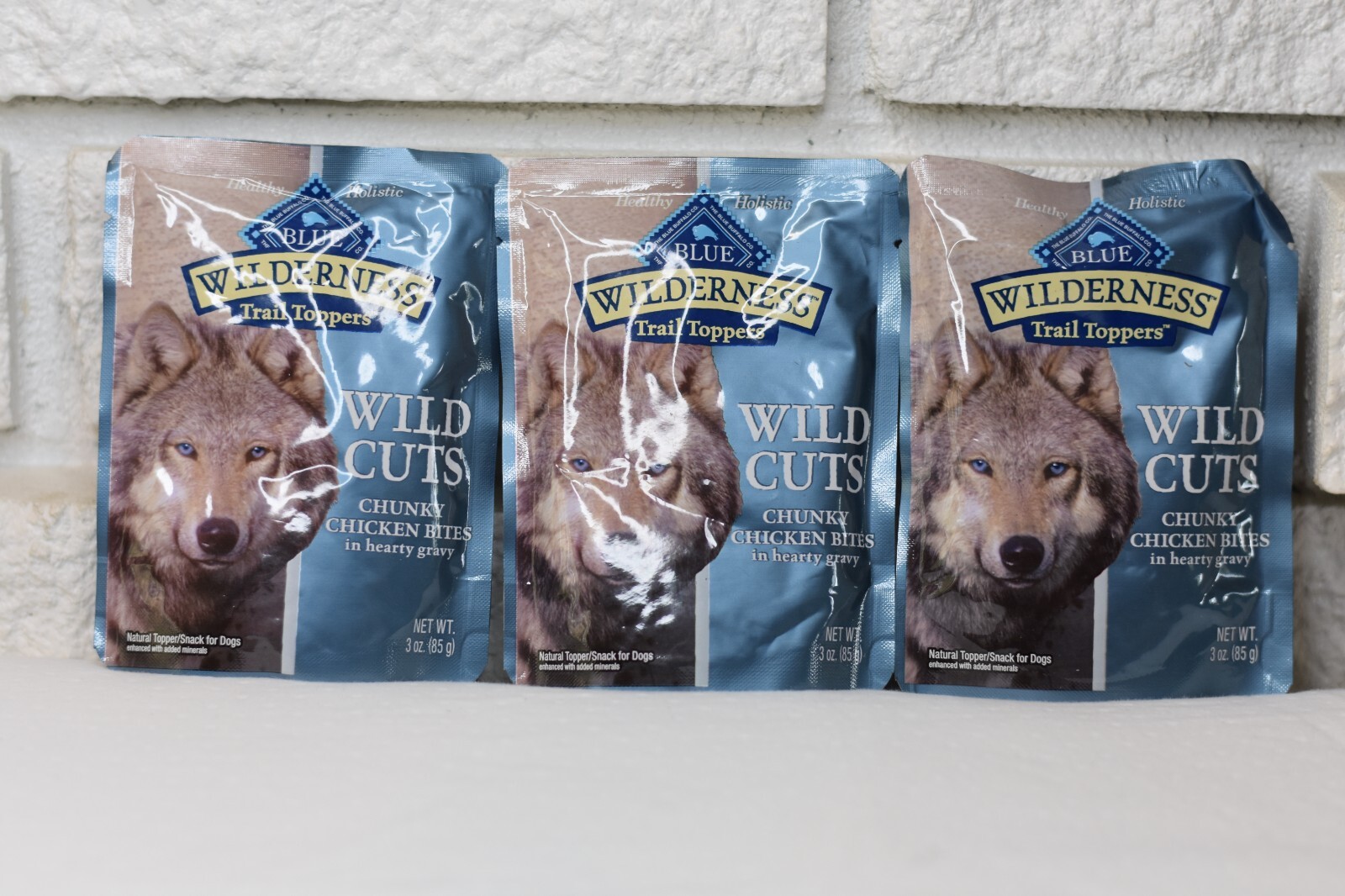 Lot of 3 Blue Buffalo Wilderness Trail Toppers Wild Cuts Chicken in Gravy, 3 oz