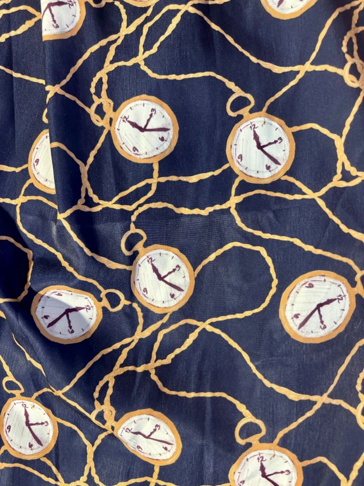 Falda ModCloth Línea A Mujer Mediana Azul Marino Estampado Reloj Cintura Elástica Cremallera Lateral Midi Foto 3 de 4