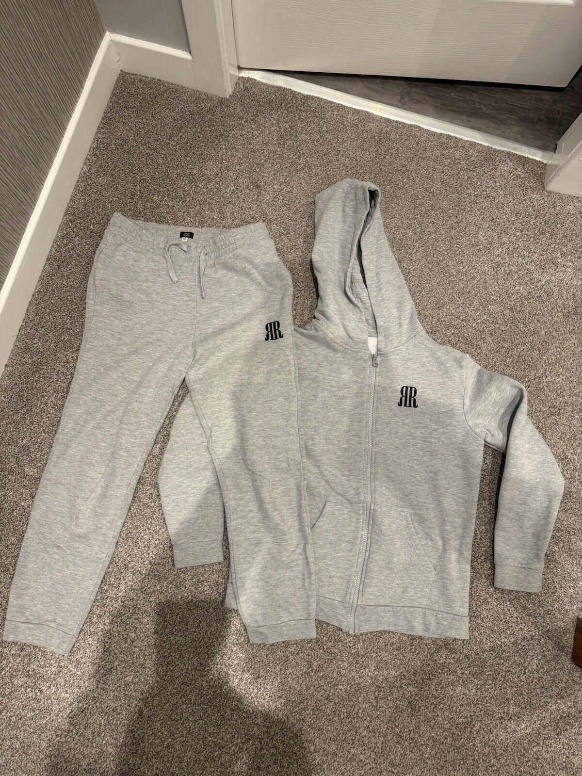 Picture 1 of 6