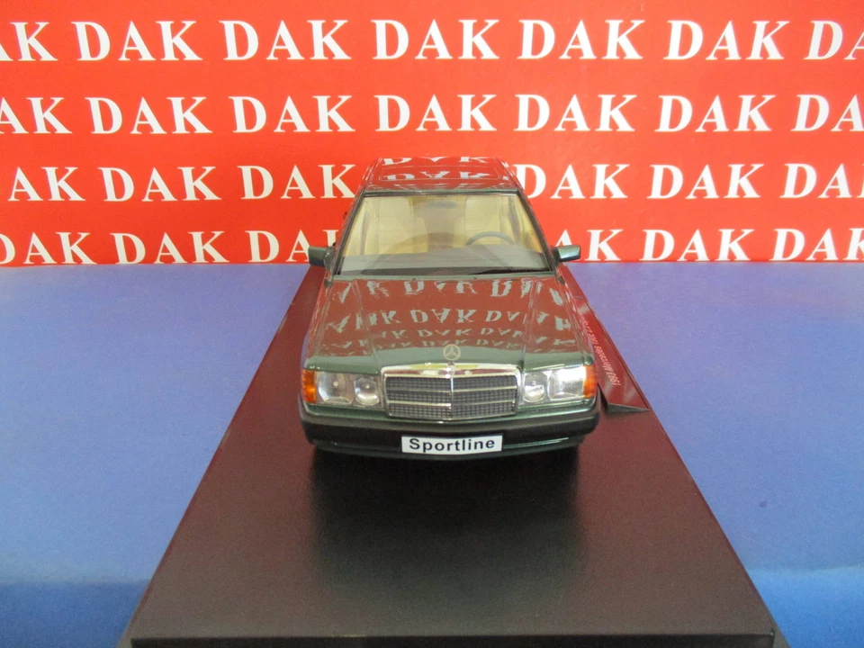 Die cast 1/18 Modellino Auto Mercedes 190E 2.3 Sportline Malachite Green 1993 - Immagine 3 di 4
