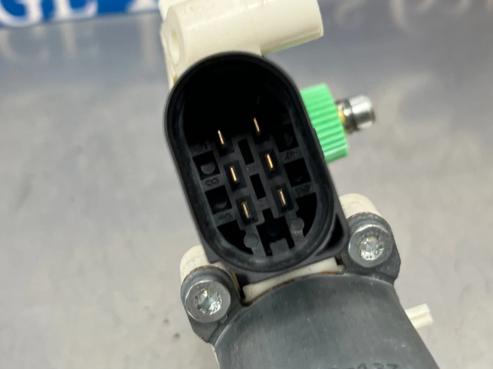 2005 Bmw 545i - E60 - Motor de janela - Frente - Esquerda - 131k - Imagem 4 de 4