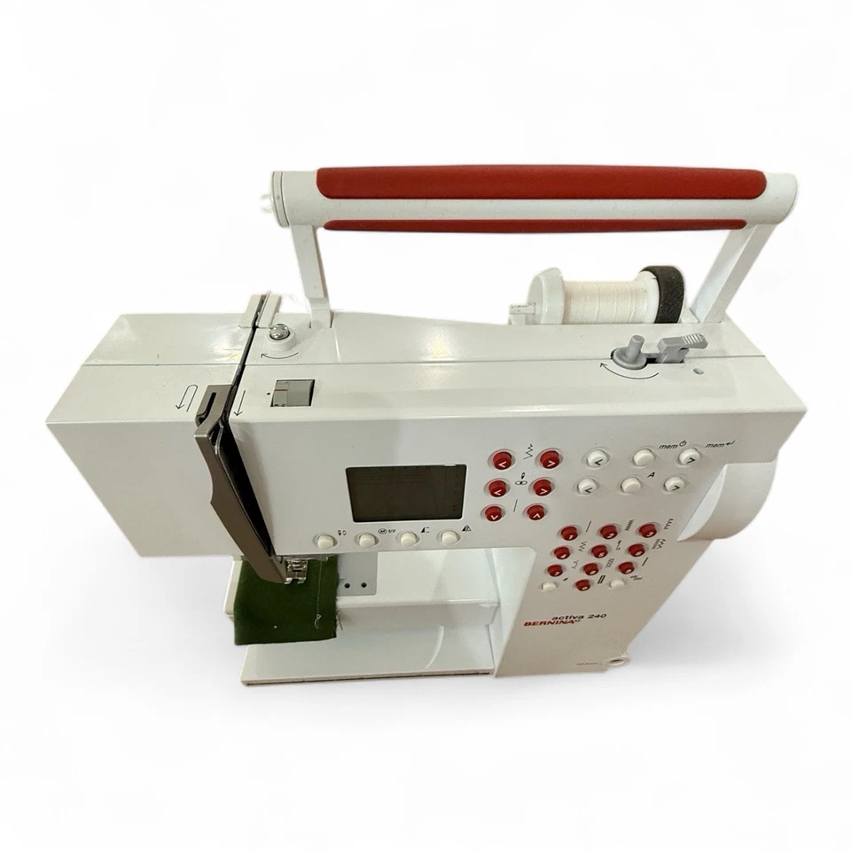 Bernina Activa 230 Sewing Machine Patchwork Edition - with Accessories & Bag - Image 4 of 4