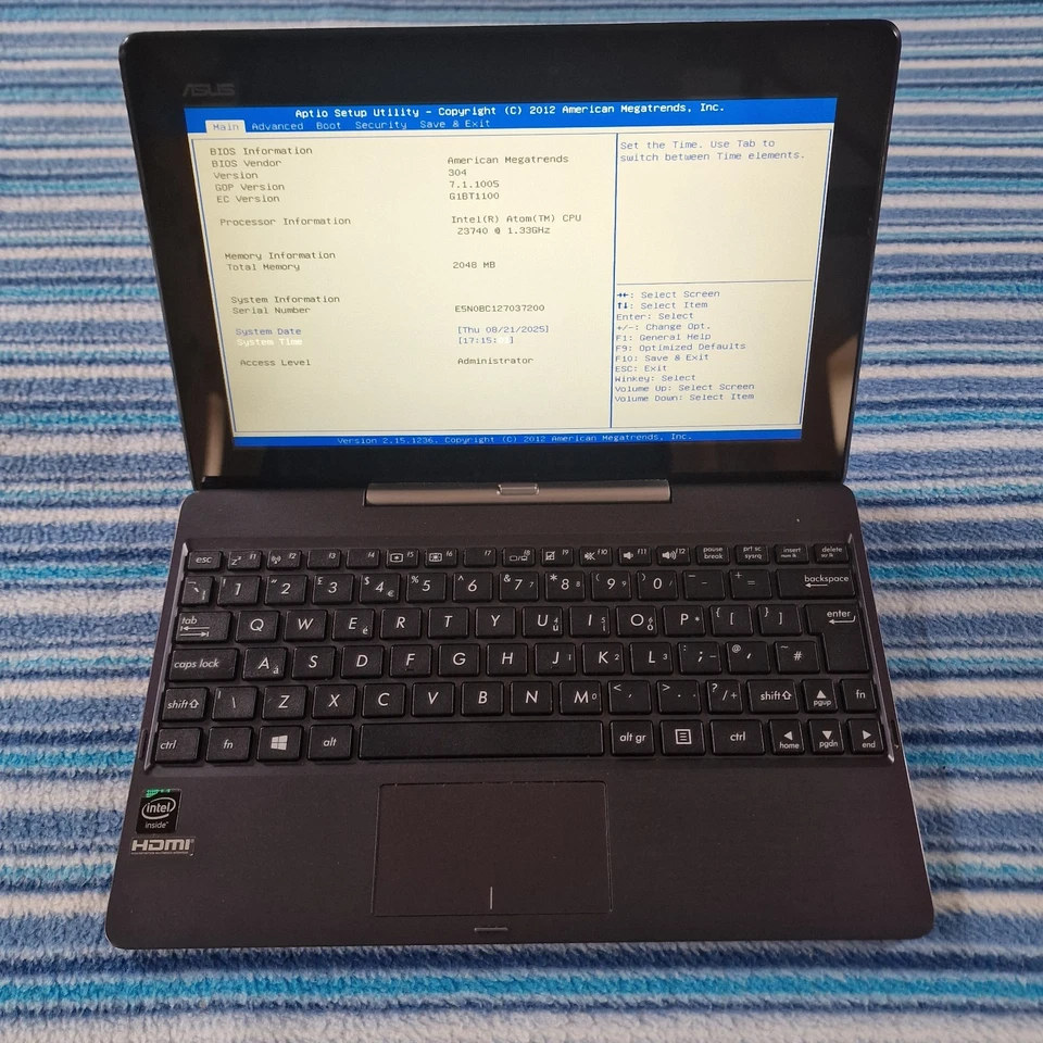 ASUS Transformer Book T100TA ,Intel Atom Z3740 , 10.1" ,32Gb eMMc, 2Gb RAM (177) - Image 3 of 4