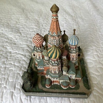 Danbury Mint St Basil's Cathedral Model Sculpture Red Square Moscow Russia 1995
