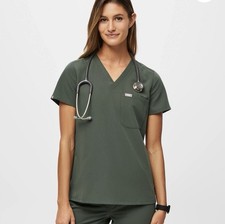 FIGS Technical Collection Women s V-Neck Scrub Top XS Green Solid Polyester