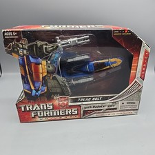 Hasbro Transformers Universe Voyager Class Autobot Tread Bolt Action Figure New