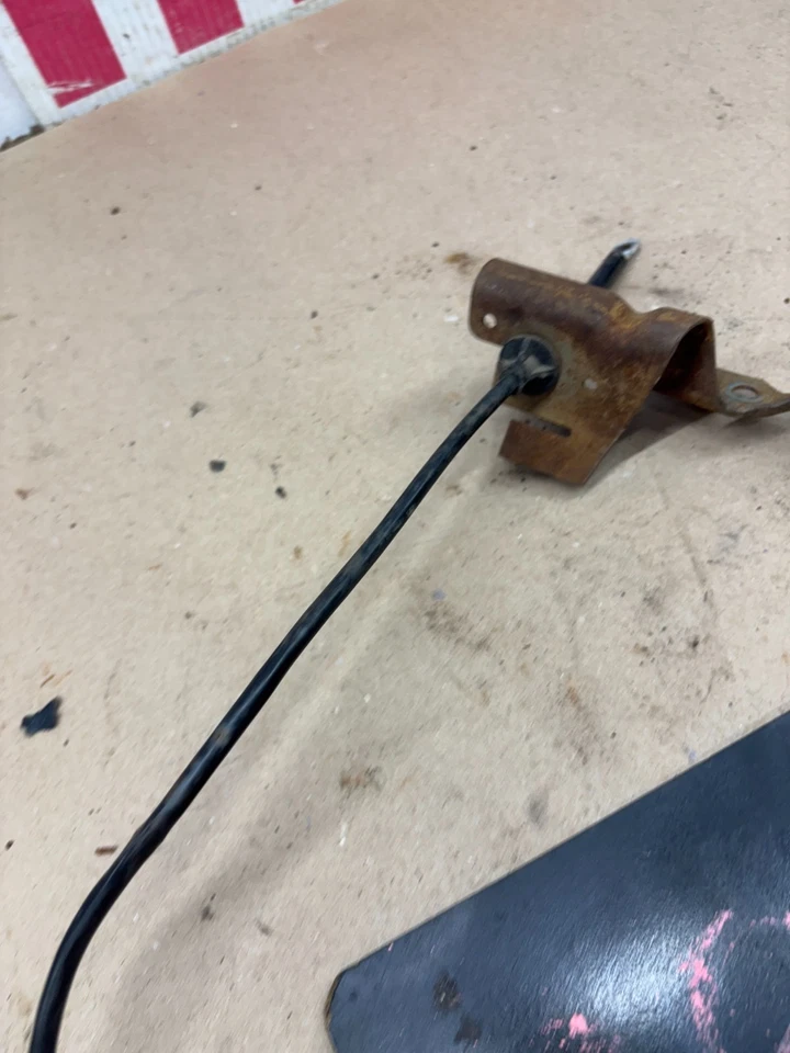 1970 1981 CAMARO FIREBIRD TRANS AM SBC ROCHESTER QUADRAJET ДРОССЕЛЬНЫЙ КАБЕЛЬ / КРЕПЛЕНИЕ - Изображение 4 из 4