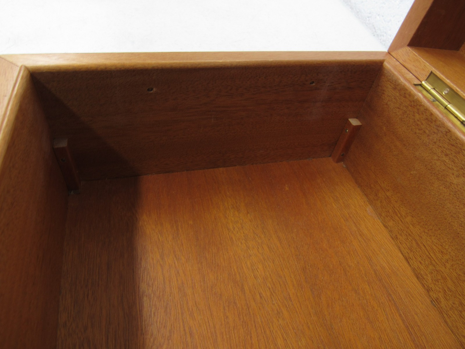 Davidoff Cigar Humidor Swiss-Made 13.75"x5.5"x8.75" w/ Solingen Scissors