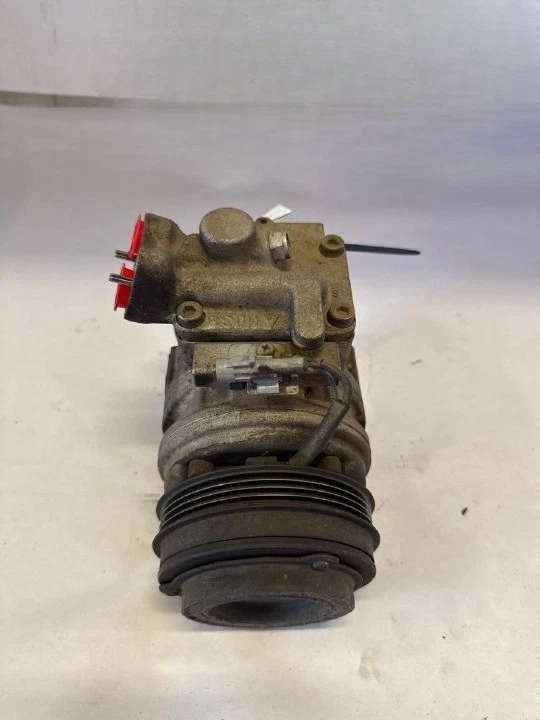 1995-2004 Toyota Tacoma A/C AC Compressor Assembly 2RZFE, 3RZFE engine OEM Foto 2 de 4