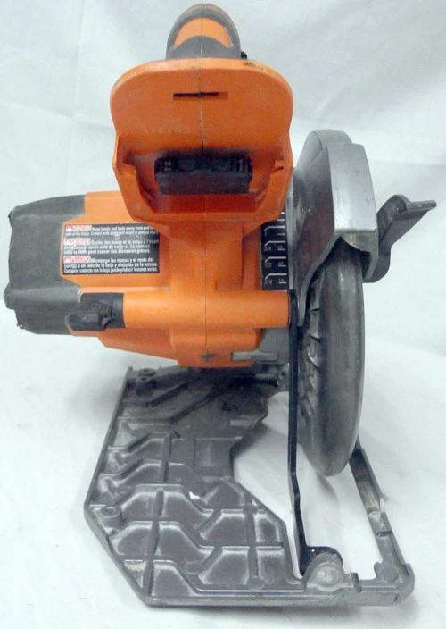 RIDGID Model R8651 18v 6-1/2" Brushless Cordless Circular Saw Power Tool! - Image 4 of 4