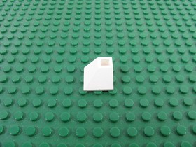 VTG  LEGO White Slope Inverted 45 2x2 Double Convex 6982 6875 6386 6356 #3676