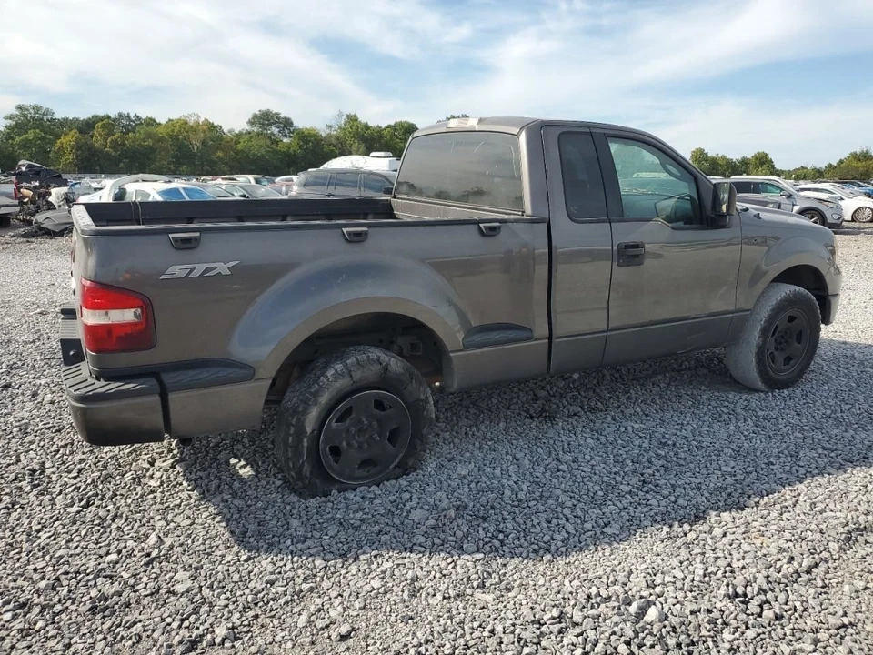 Radiator Standard Duty Cooling 1" Core Fits 04-08 FORD F150 PICKUP 2617759 - Imagem 3 de 4