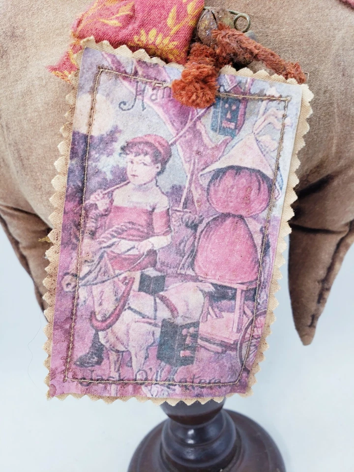 Primitive Grungy Owl on Stand with Halloween Tag OOAK - Image 3 of 4