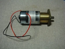 Globe Motors M409M226 24 v Servo Motor open box new pictured