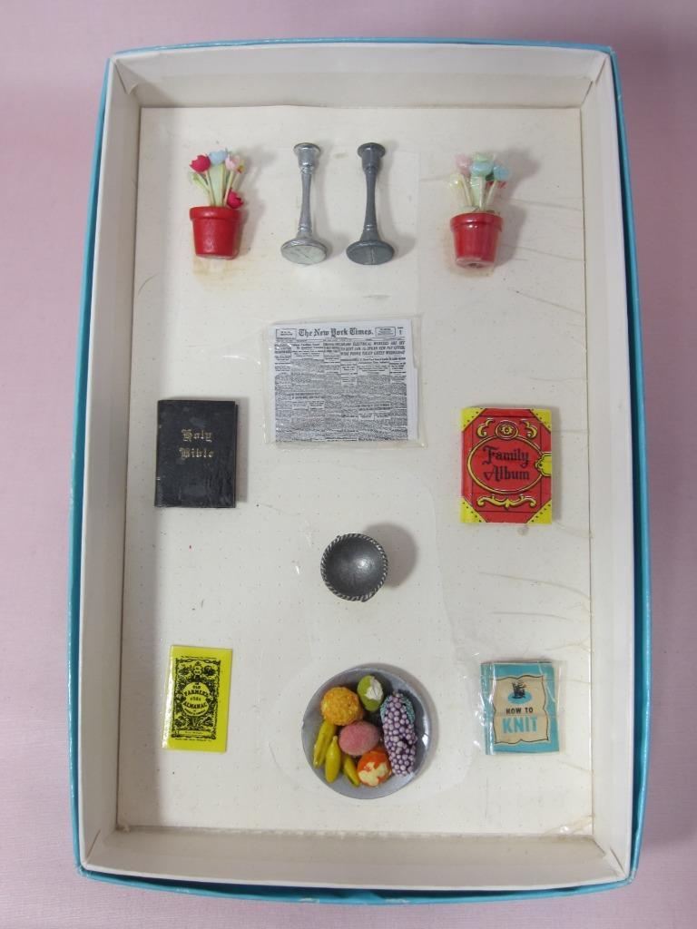 *Grandmother Stover's Box Set Living Room Vintage Dollhouse Sz