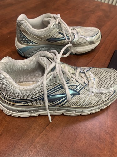 brooks addiction 10 womens shoes